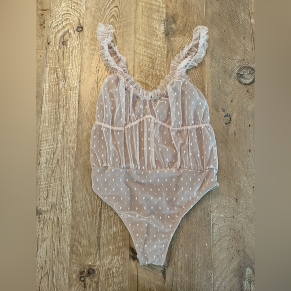 PRETTYLITTLETHING | Blush Mesh Frill Bodysuit 10 - Picture 2 of 5
